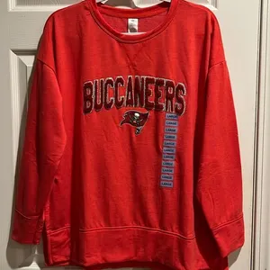 NFL Team Apparel Buccaneers Super Soft Top Size Large NWT thumbnail 1