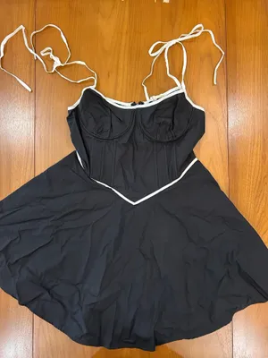 Et Clet Black corset Dress! thumbnail 1