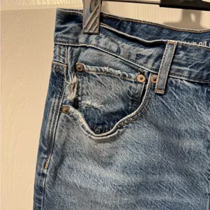 American Eagle Outfitters Women's Blue Distressed Straight Jeans thumbnail 3