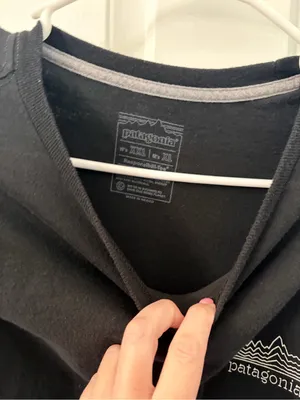 Patagonia Black Men’s Long-Sleeve Crewneck Shirt thumbnail 4