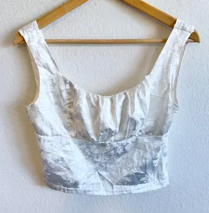 NWOT SHEKOU White Milkmaid Floral Silky Satin Cami Crop Top Womens Medium thumbnail 1