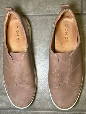 Vionic Zinah Neutral Leather Slip On Casual Comfort Sneakers Womens Shoe Size 10 thumbnail 3