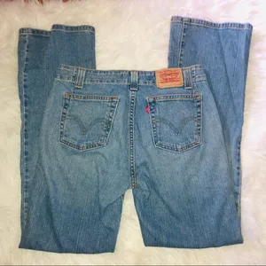 Levi’s 525 boot cut jeans thumbnail 3