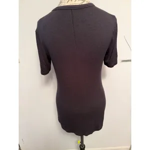 Lululemon Dark Gray‎ Ribbed Short Sleeve Fitted Top Athleisure Casual thumbnail 3