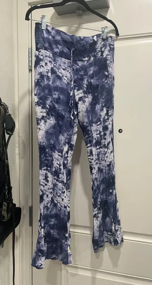 Peace Pearls Tie Dye Pants thumbnail 3