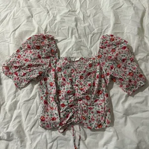 These Three Boutique Floral Top thumbnail 1