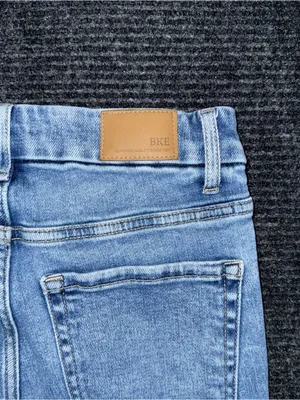 Buckle BKE Parker Universal Fit High Rise Bootcut Stretch Jeans 25x27 AXB1423S thumbnail 7