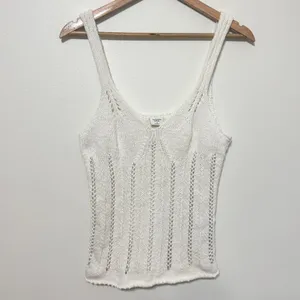 Abercrombie & Fitch Crochet V-neck Skimming Tank Top Size Medium White Beach thumbnail 2