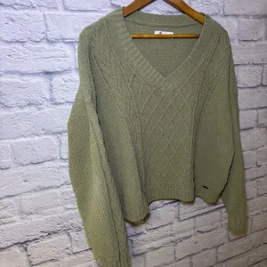 Hollister Women's Green Large V-Neck Cable-Knit Cardigan Hipster Teenager thumbnail 5
