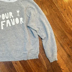 Wild fox medium pour favor grey sweatshirt medium crew neck thumbnail 7