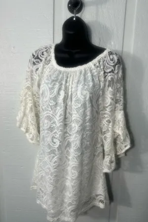 Win Win  White Lace Tunic Size Small/Medium EUC thumbnail 1