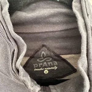 Prana Geometric Patterned Zip Up Sweatshirt Size Medium thumbnail 2