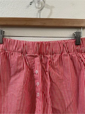 Daily Drills Poplin Resort Shorts in Red Stripes Size XS/S thumbnail 5