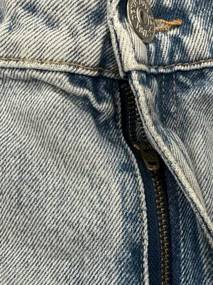 Zara Light Wash Denim High Waisted High Rise Shorts US 6 thumbnail 4
