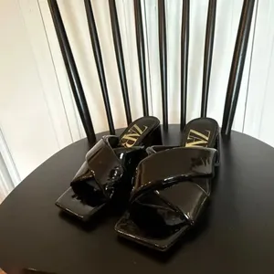 Zara black patent block heel sandals size 6 thumbnail 4