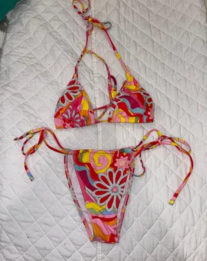 SheIn Bikini thumbnail 1