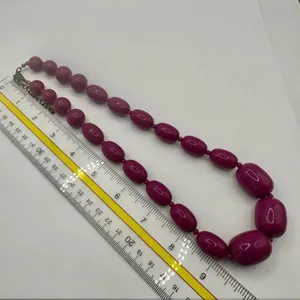 Chunky pink beaded necklace Pink thumbnail 8