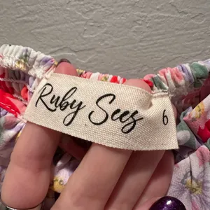 Ruby‎ Sees Pink Floral After School Long Sleeve Crop Top Size US 2 thumbnail 5