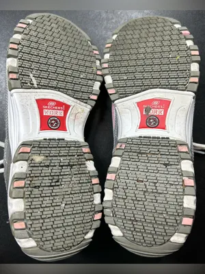 Skechers Women’s Size 8.5 Gray Light Pink D`lites Work Slip Resistant Sneakers thumbnail 7