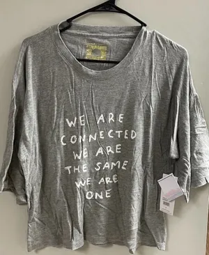 Spiritual Gangster “We Are Connected” Boyfriend Shirt Top Women’s Small New NWT thumbnail 1