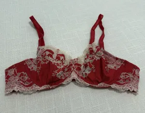 Wacoal 34B Red Lace Unlined Bra Underwire 851256 Off White & Cream Trim thumbnail 1