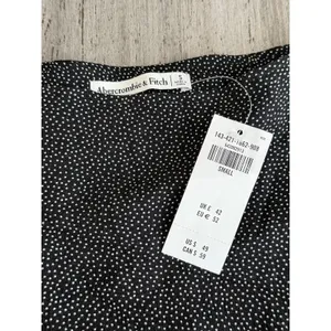 NEW NWT Abercrombie & Fitch Mini Skirt Black White Dots Ruffle Trim Womens Small thumbnail 4
