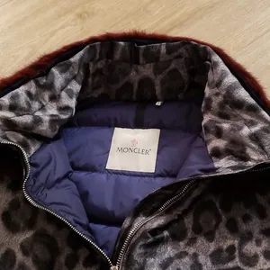 Moncler Blue Silver Leopard Fur Trim Feminine Luxury Down Puffer Size 1~Small thumbnail 3