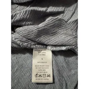 Sadie & Sage Gray Lace-Trim V-Neck Peplum Crop Top thumbnail 7