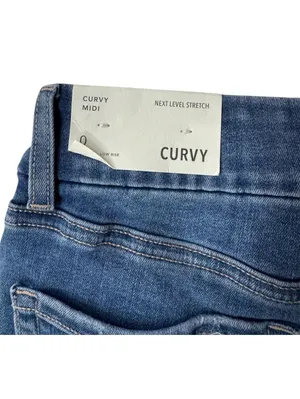 (C38) American Eagle Curvy Midi Shorts Size 0 Low Rise Medium Wash Next Level thumbnail 3