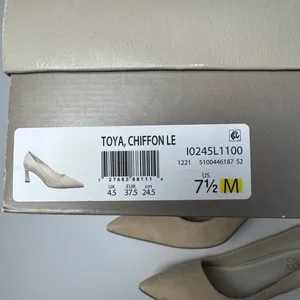 Franco Sarto Toya Suede Pumps Size 7.5, Chiffon Classic Beige Heels, Pointed Toe thumbnail 3