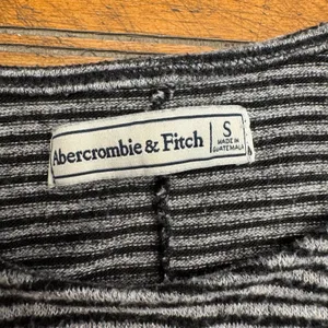 Abercrombie Fitch Striped Racerback Tank Top Women's Size S Black Gray‎ Casual thumbnail 3