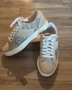Steve Madden Sneakers thumbnail 1