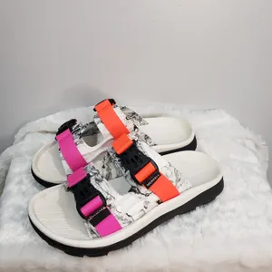 Merrell Hut Ultra Wrap Sandals Womens 7 Sport Slides Comfort Outdoor thumbnail 2