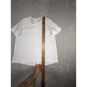 madewell realxed fit back button detail small oversized blouse White Small thumbnail 5