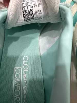 Teal Adidas Shoes thumbnail 5