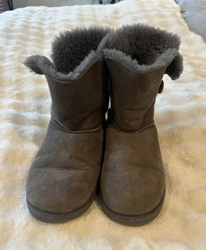 UGG Charcoal Suede Shearling Button Boot Gray Size 6 thumbnail 1
