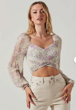 ASTR The Label Bonnie Floral Plisse Coquette Fairy Smocked Crop Blouse Top Sz XS thumbnail 1
