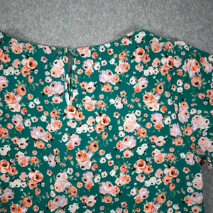 Pleione Green Floral Tiered Flutter Sleeve Blouse Women's Medium Round Neck thumbnail 10