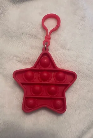 Red star pop it fidget thumbnail 1