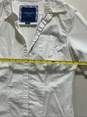 American Eagle Outfitters White Short-Sleeve Button-Down Shirt thumbnail 4