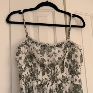 Floral Sage Green Maxi Dress thumbnail 3