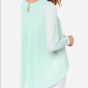 ✨Lulu’s Exclusive Trade Secrets Mint Green T… thumbnail 2