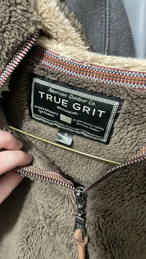 True Grit Pullover thumbnail 2
