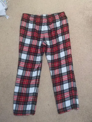 Old Navy Plaid Matching Christmas Pajama Set thumbnail 4