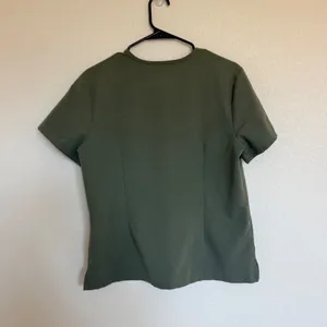 FIGS V-Neck Scrub Top Olive Green Women Medium Nurse Healthcare Uniform thumbnail 2