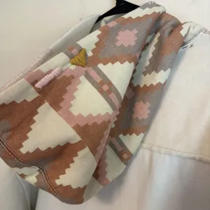 Free People Nordic "It's a Vibe"‎ Hoodie XS cream Aztec Embroidered Oversized thumbnail 9