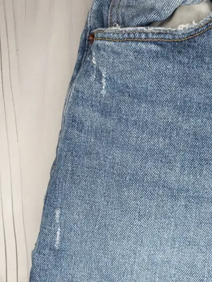 Abercrombie & Fitch High-Riseb The 4" Mom Denim Distressed Cutoff Shorts thumbnail 4
