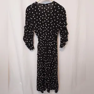 Lulu's Black White Polka Dot Tiered Ruffle 3/4 Sleeve Midi Tie Wrap Dress Small thumbnail 8