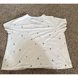 Old Navy Women's Everyday V Neck Cat Moon White Short Sleeve‎ Tee Size XL thumbnail 8