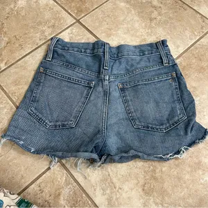 Madewell High-Rise Denim Shorts 25‎ Women's Size 25. thumbnail 5